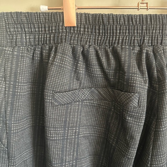 Wit & Wisdom Charcoal Plaid Trousers - Picture 5 of 6